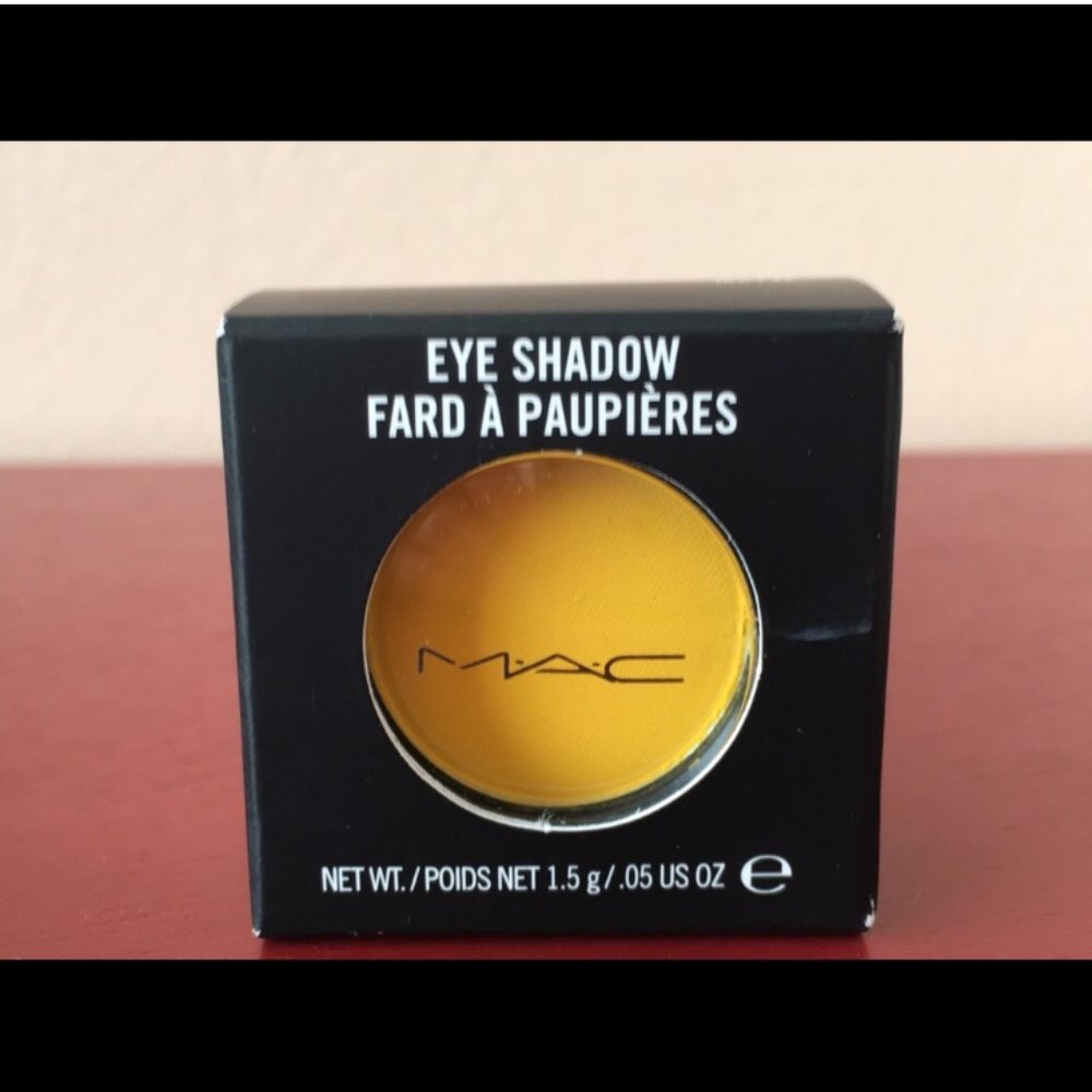 MAC Eyeshadow: Chrome Yellow (Matte)